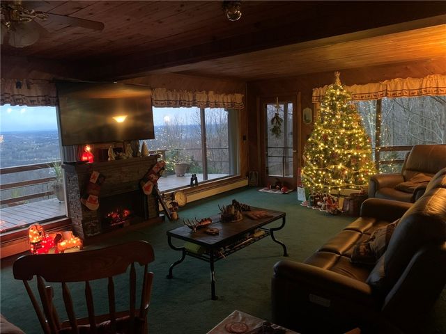 235 Pine Knob Rd, South Union Twp, PA 15445