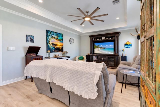 12839 E Conquistador Drive, Galveston, TX 77554