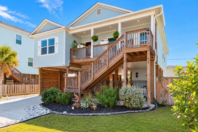 12839 E Conquistador Drive, Galveston, TX 77554