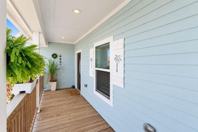 12839 E Conquistador Drive, Galveston, TX 77554