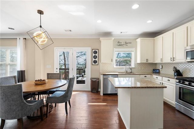 5908 Cobblestone Creek Circle, Mableton, GA 30126