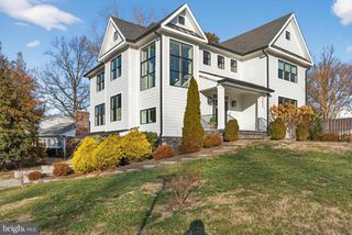 5615 35TH RD N, Arlington, VA 22207