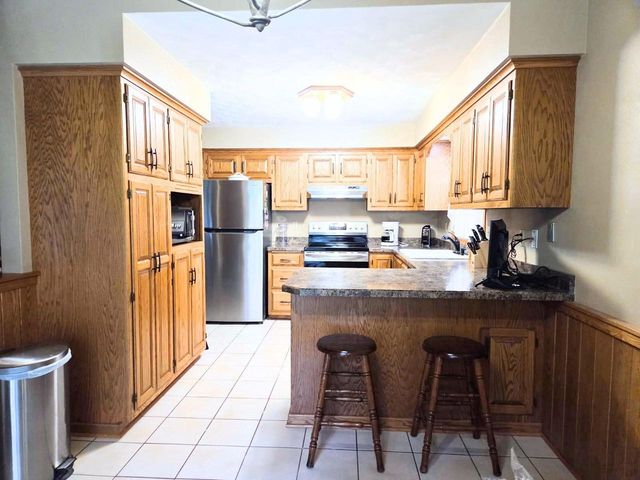 4715 PERIWINKLE COURT, Appleton, WI 54914