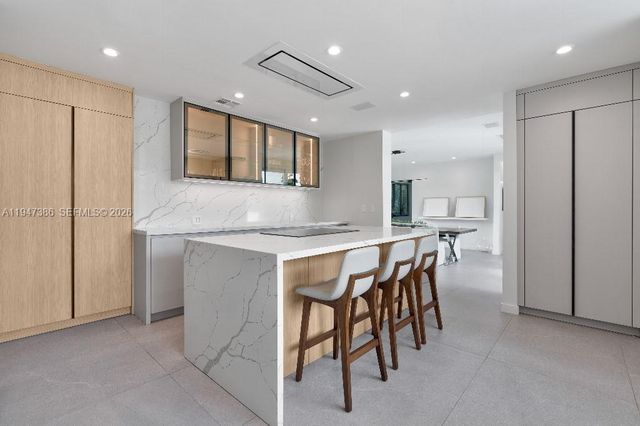 325 Campana Ave, Coral Gables, FL 33156