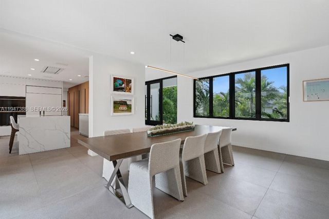 325 Campana Ave, Coral Gables, FL 33156