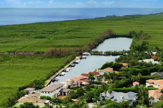 325 Campana Ave, Coral Gables, FL 33156