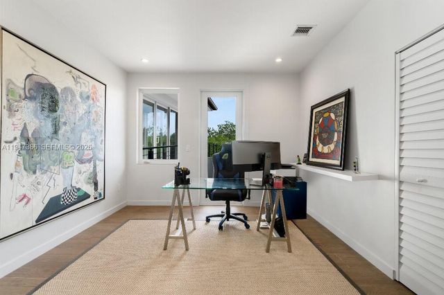 325 Campana Ave, Coral Gables, FL 33156