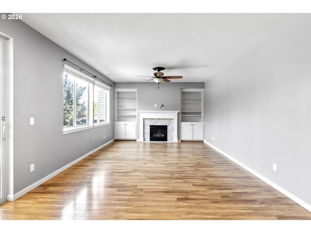 203 N 40TH Ave, Ridgefield, WA 98642