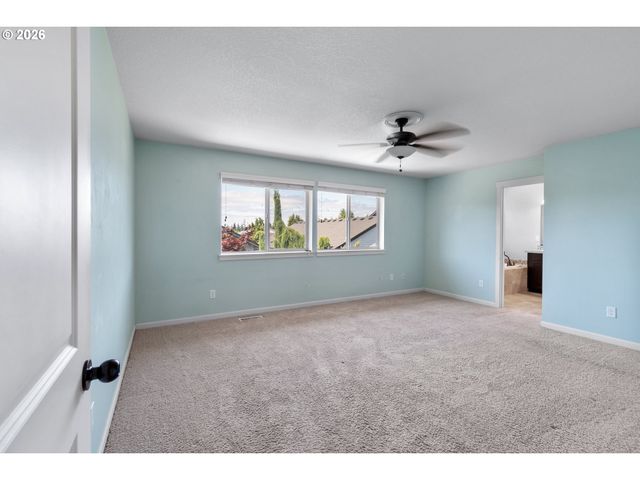 203 N 40TH Ave, Ridgefield, WA 98642
