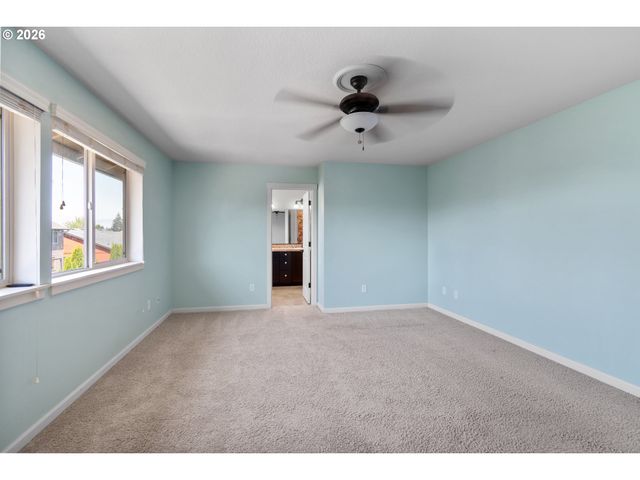 203 N 40TH Ave, Ridgefield, WA 98642