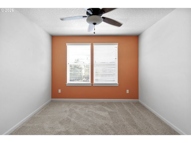 203 N 40TH Ave, Ridgefield, WA 98642