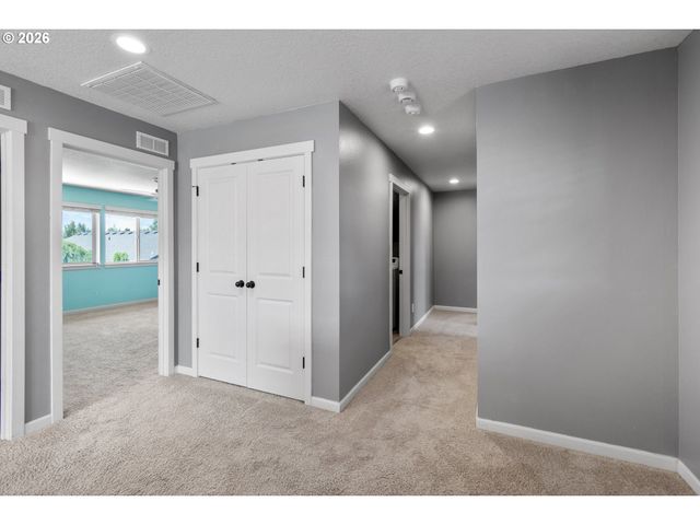 203 N 40TH Ave, Ridgefield, WA 98642