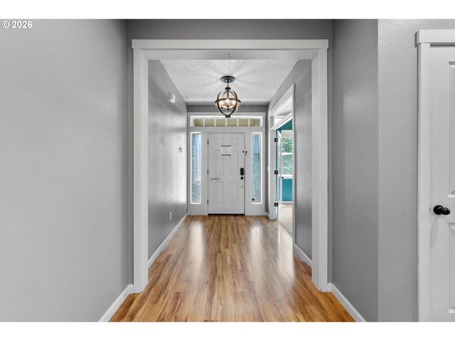 203 N 40TH Ave, Ridgefield, WA 98642