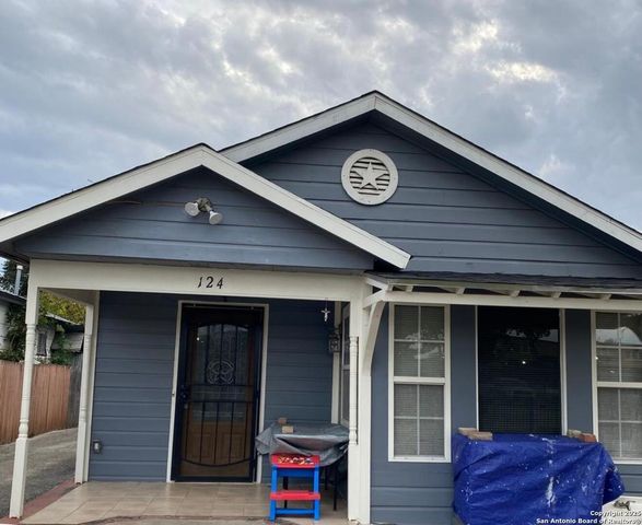 124 Mitchell St, San Antonio, TX 78210