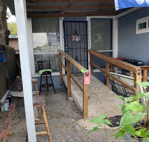 124 Mitchell St, San Antonio, TX 78210