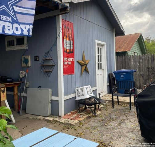 124 Mitchell St, San Antonio, TX 78210