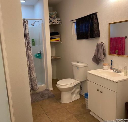 124 Mitchell St, San Antonio, TX 78210