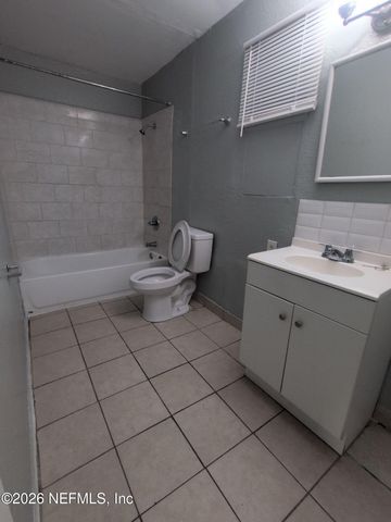 2092 BENEDICT Road, Jacksonville, FL 32209