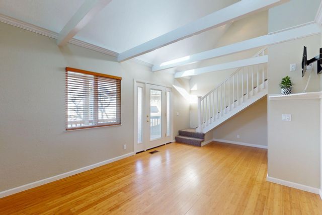 13731 Sun Forest Dr, Penn Valley, CA 95946