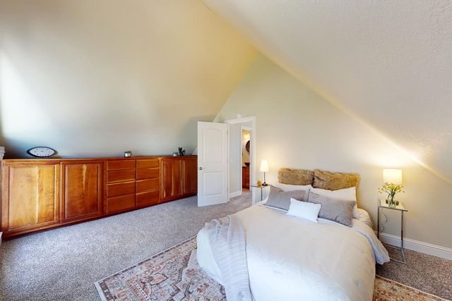 13731 Sun Forest Dr, Penn Valley, CA 95946