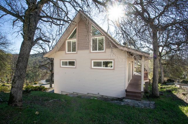 13731 Sun Forest Dr, Penn Valley, CA 95946
