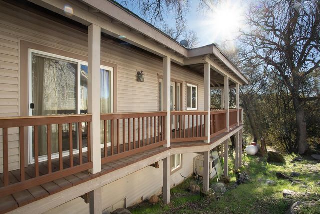 13731 Sun Forest Dr, Penn Valley, CA 95946