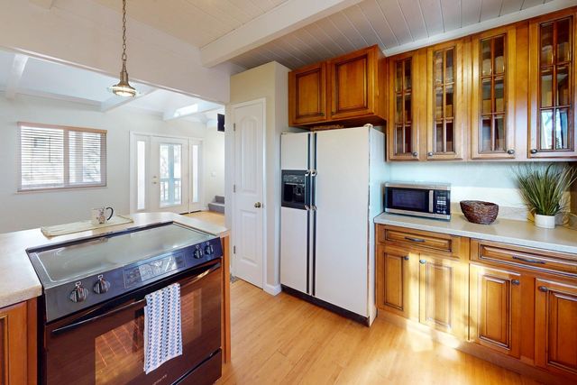 13731 Sun Forest Dr, Penn Valley, CA 95946