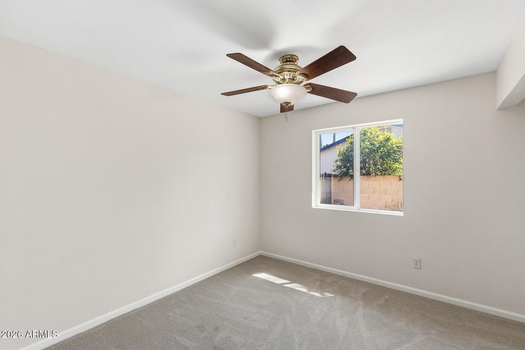 Image 17 of property listing at 14238 N 61ST Street, Scottsdale, AZ 85254