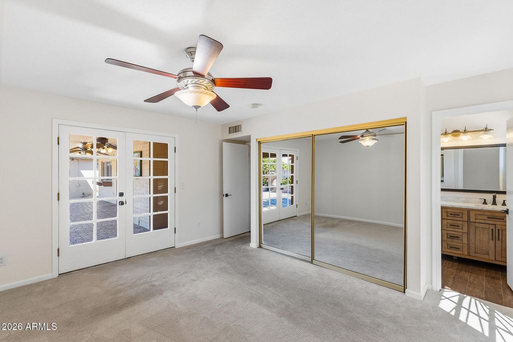 Image 20 of property listing at 14238 N 61ST Street, Scottsdale, AZ 85254