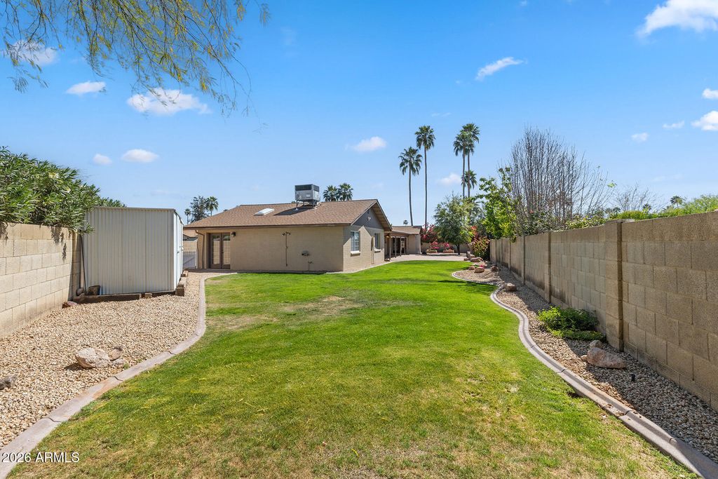Image 35 of property listing at 14238 N 61ST Street, Scottsdale, AZ 85254