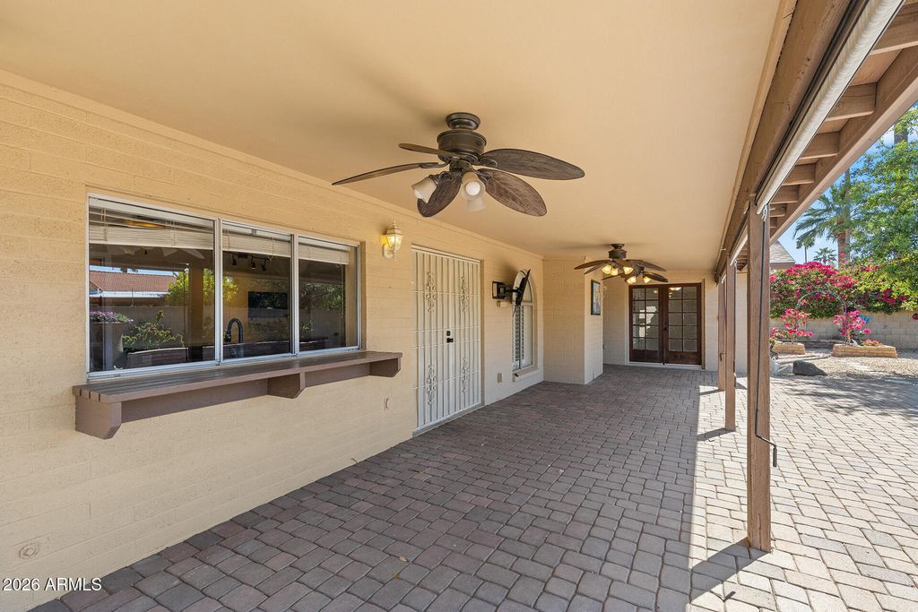 Image 38 of property listing at 14238 N 61ST Street, Scottsdale, AZ 85254
