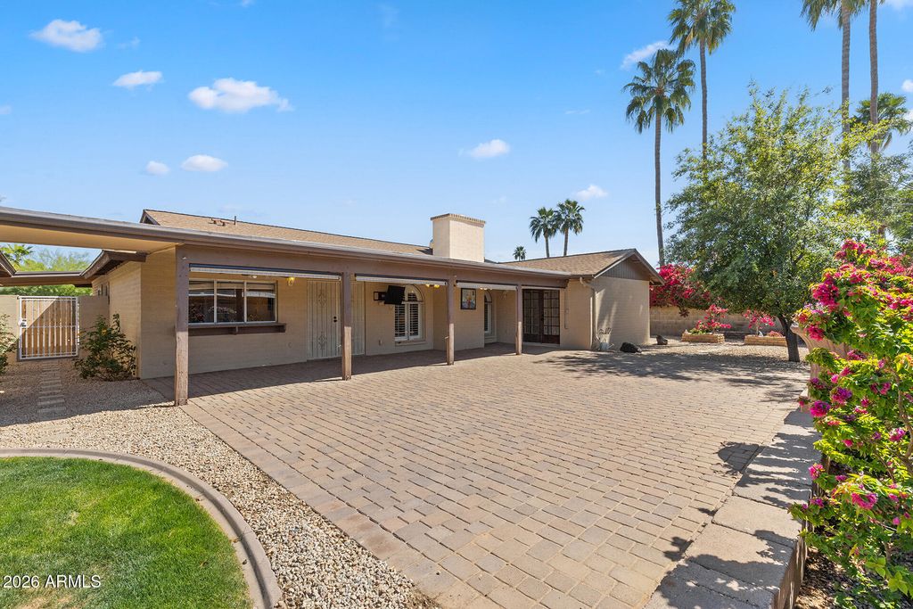 Image 40 of property listing at 14238 N 61ST Street, Scottsdale, AZ 85254