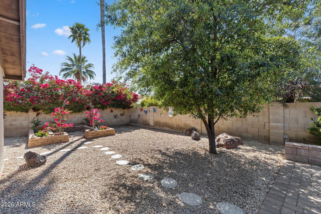 Image 42 of property listing at 14238 N 61ST Street, Scottsdale, AZ 85254