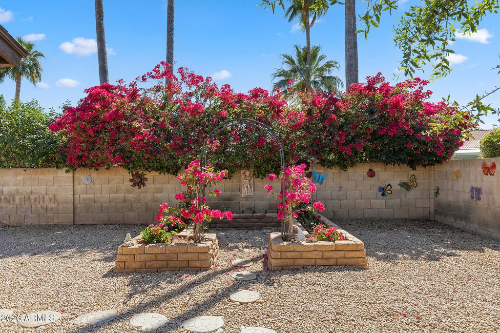 Image 43 of property listing at 14238 N 61ST Street, Scottsdale, AZ 85254