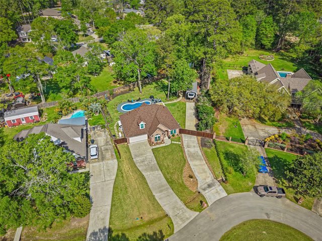 910 Apollo Street, New Caney, TX 77357