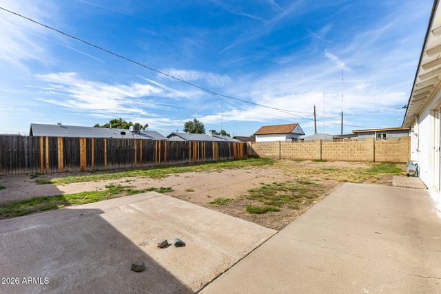 7265 W CAMELBACK Road, Phoenix, AZ 85033