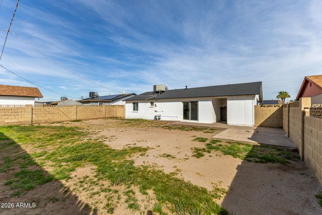 7265 W CAMELBACK Road, Phoenix, AZ 85033