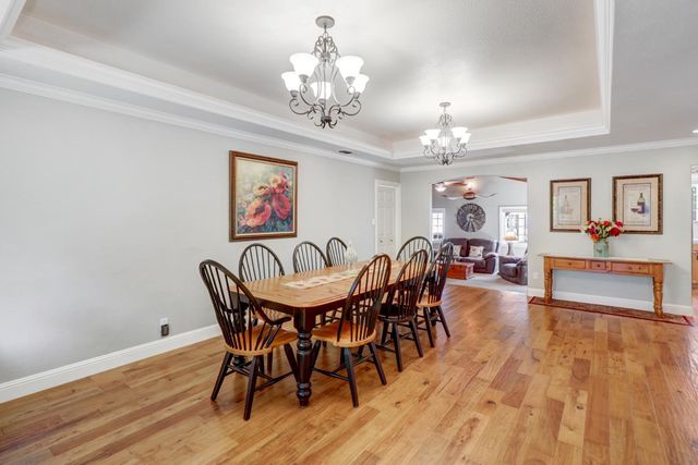 8560 Shawnee Ave, Fair Oaks, CA 95628