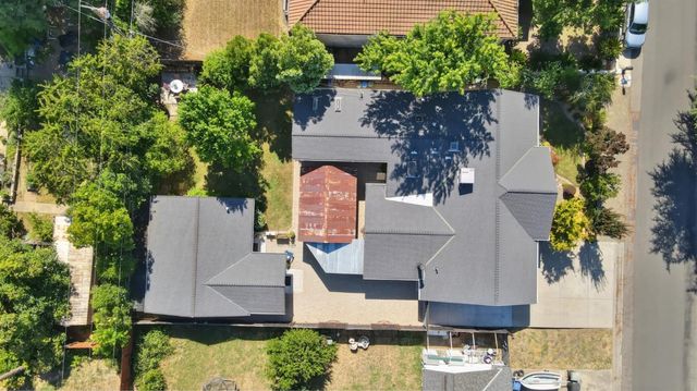 8560 Shawnee Ave, Fair Oaks, CA 95628