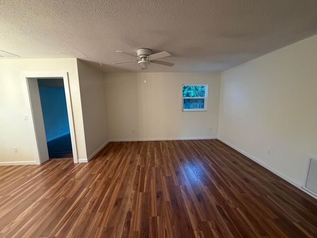 2156 34th Avenue, Vero Beach, FL 32960