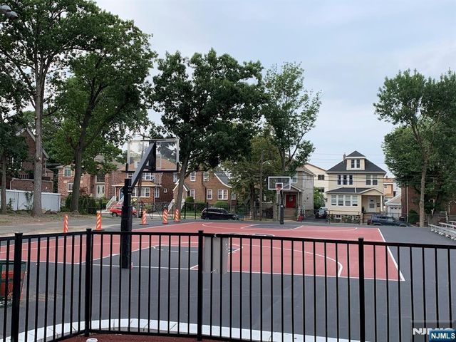 540 Highridge Avenue, Cliffside Park, NJ 07010