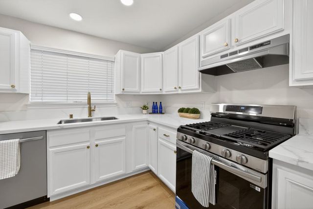 5587 Coronado Way, Rocklin, CA 95677