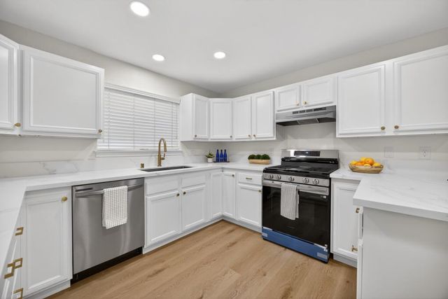 5587 Coronado Way, Rocklin, CA 95677