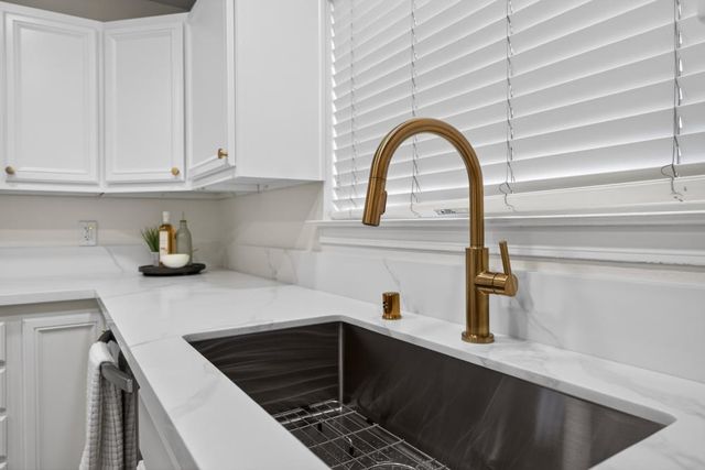 5587 Coronado Way, Rocklin, CA 95677