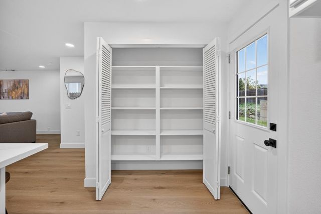 5587 Coronado Way, Rocklin, CA 95677