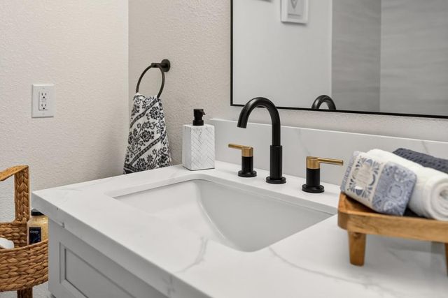 5587 Coronado Way, Rocklin, CA 95677