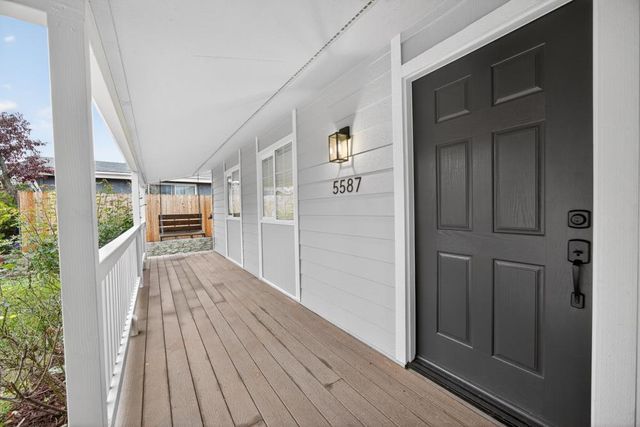 5587 Coronado Way, Rocklin, CA 95677