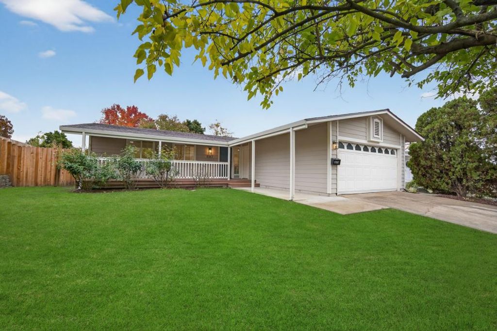 5587 Coronado Way, Rocklin, CA 95677