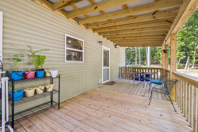 101 Cordle Ct, Charlotte, TN 37036