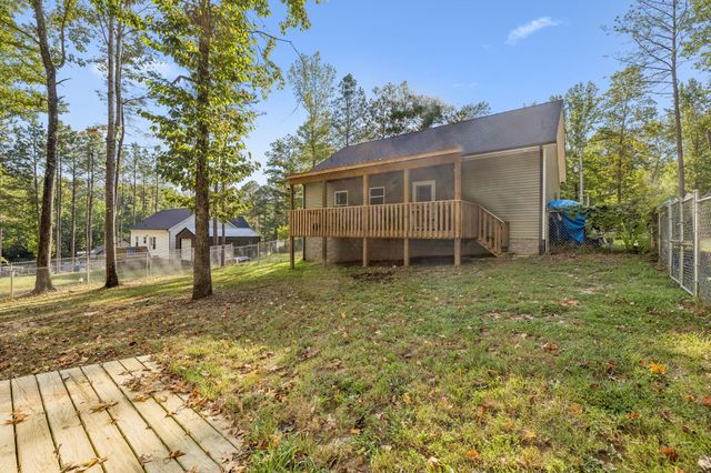 101 Cordle Ct, Charlotte, TN 37036